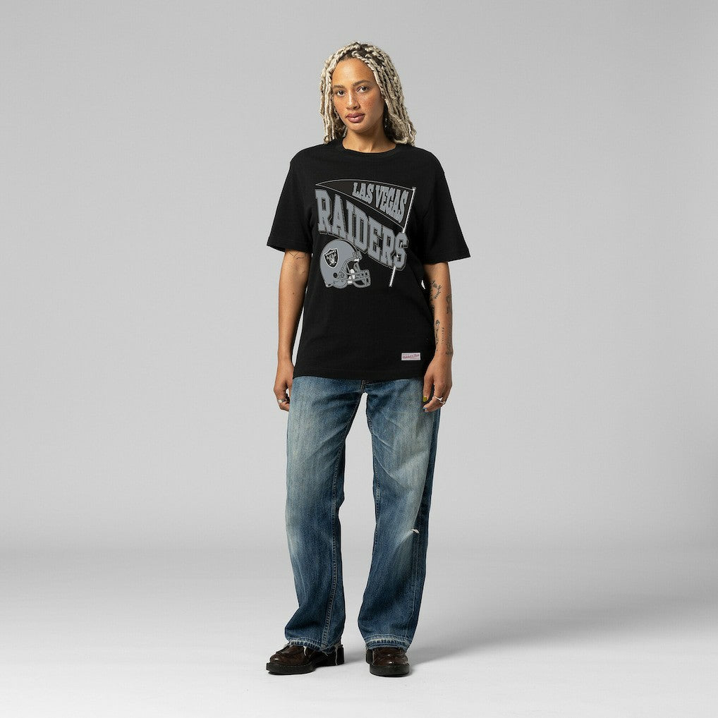 Las Vegas Raiders Women's Team Dynamic Boyfriend T-Shirt Black - Mitchell & Ness