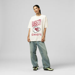 Kansas City Chiefs Women's Logo Rise Boyfriend T-Shirt Cream - Mitchell & Ness