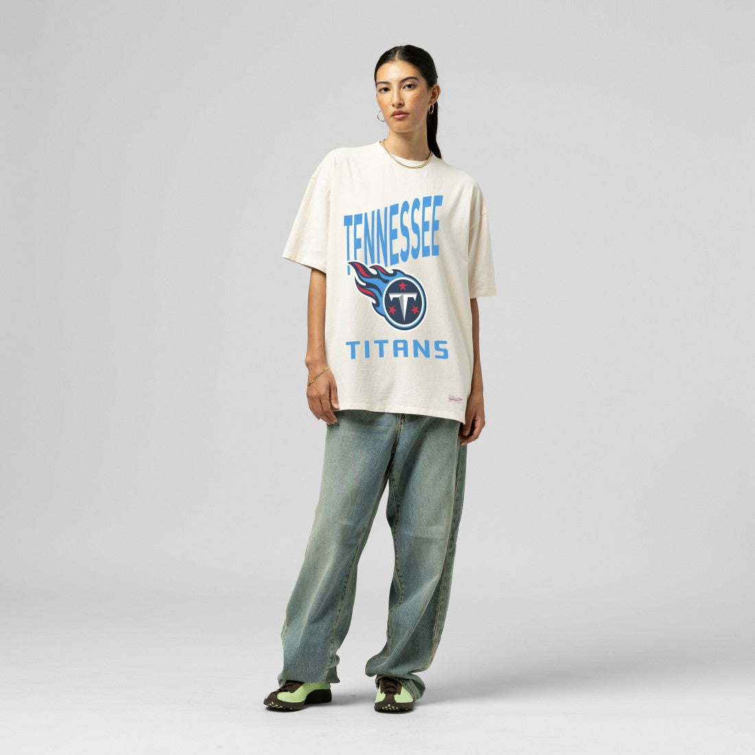 Tennessee Titans Women's Logo Rise Boyfriend T-Shirt Cream - Mitchell & Ness