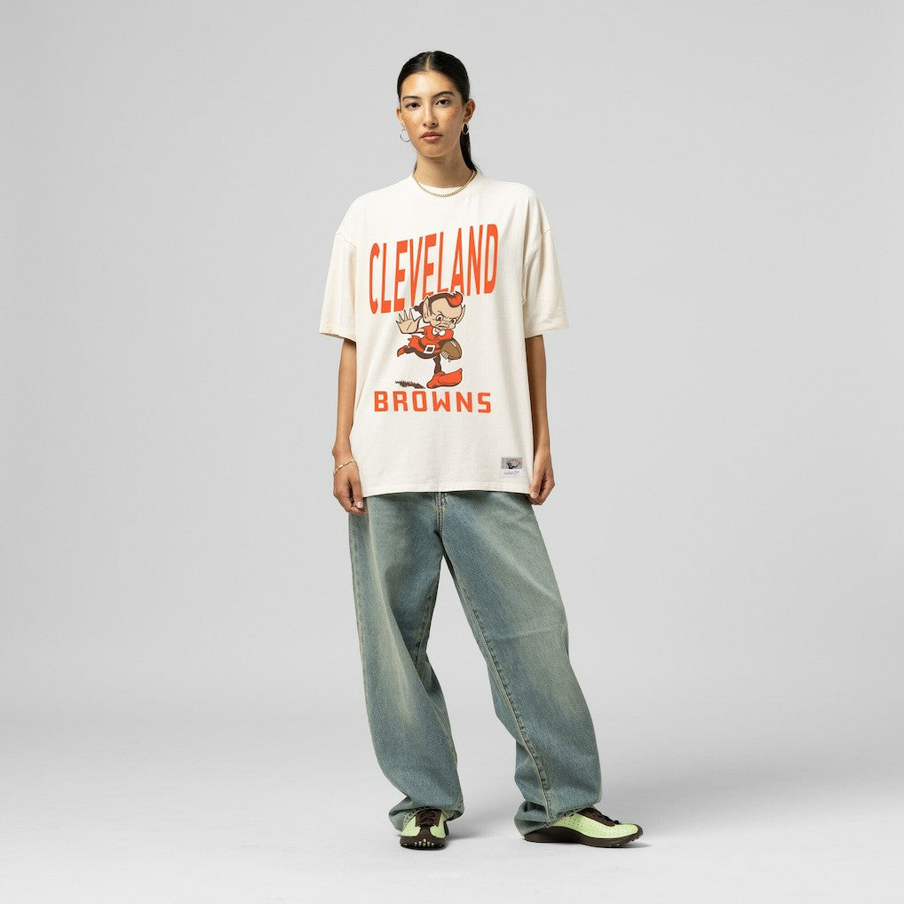 Cleveland Browns Women's Logo Rise Boyfriend T-Shirt Cream - Mitchell & Ness