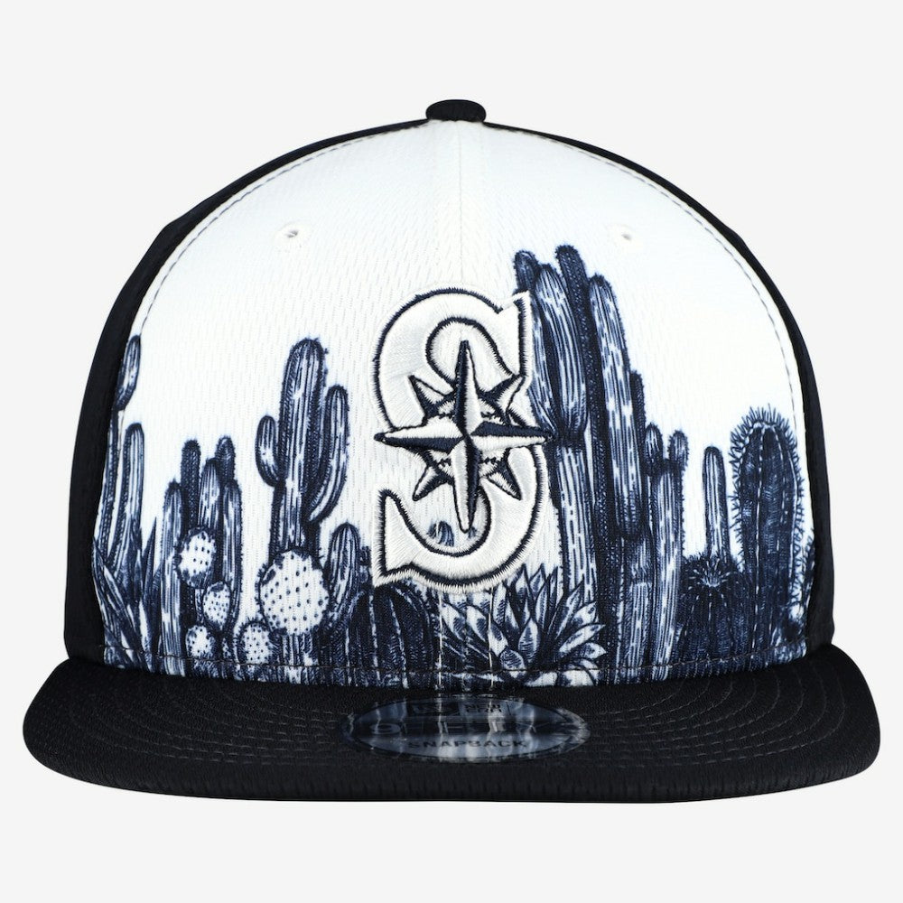 Seattle Mariners New Era 2026 Spring Training Fan Pack Grow 9FIFTY Snapback Hat Lifestyle