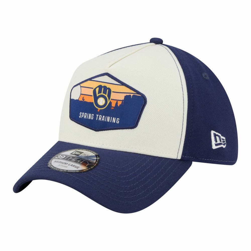 Milwaukee Brewers New Era 2026 Spring Training Fan Pack Gradient 39THIRTY Flex Hat Lifestyle