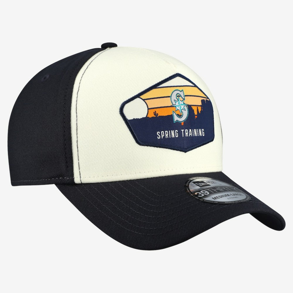 Seattle Mariners New Era 2026 Spring Training Fan Pack Gradient 39THIRTY Flex Hat Lifestyle