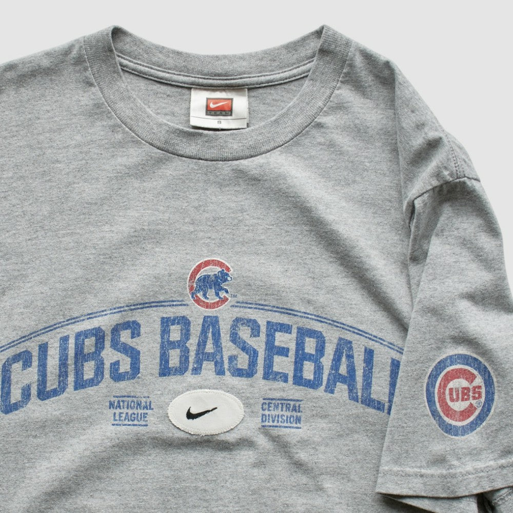 Chicago Cubs Nike 2000s T-Shirt Clearance