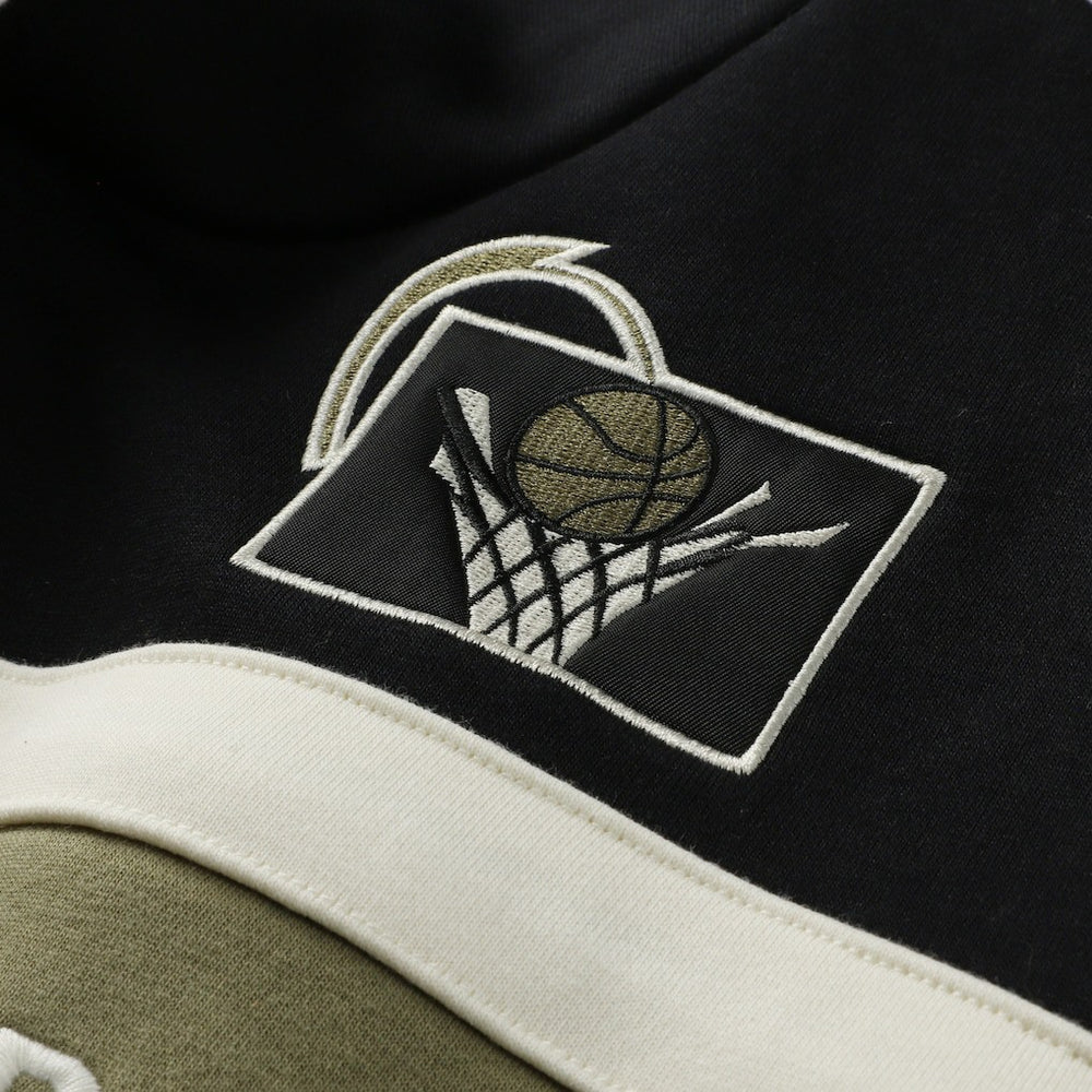 Mitchell & Ness - Cleveland Cavaliers Double Clutch Head Coach Hoodie - Olive/Black