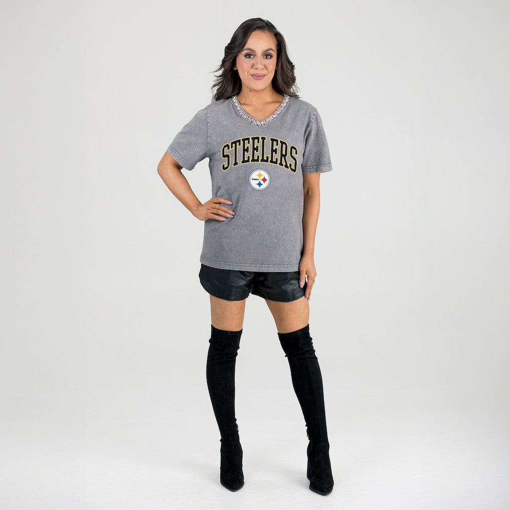 Pittsburgh Steelers Gameday Couture Women's Relaxed Iconic Edge Rhinestone V-Neck T-Shirt Gray - NFL