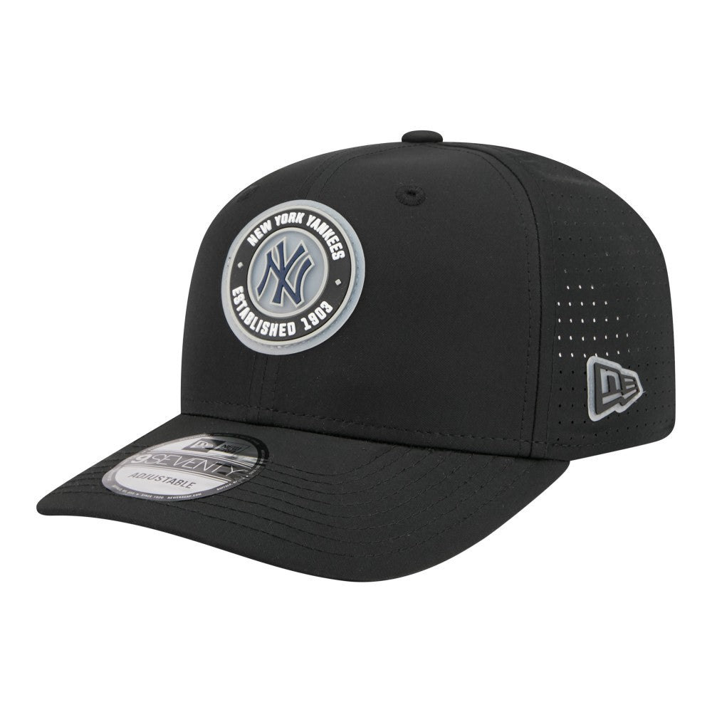 New York Yankees New Era Circle 9SEVENTY Adjustable Hat Online