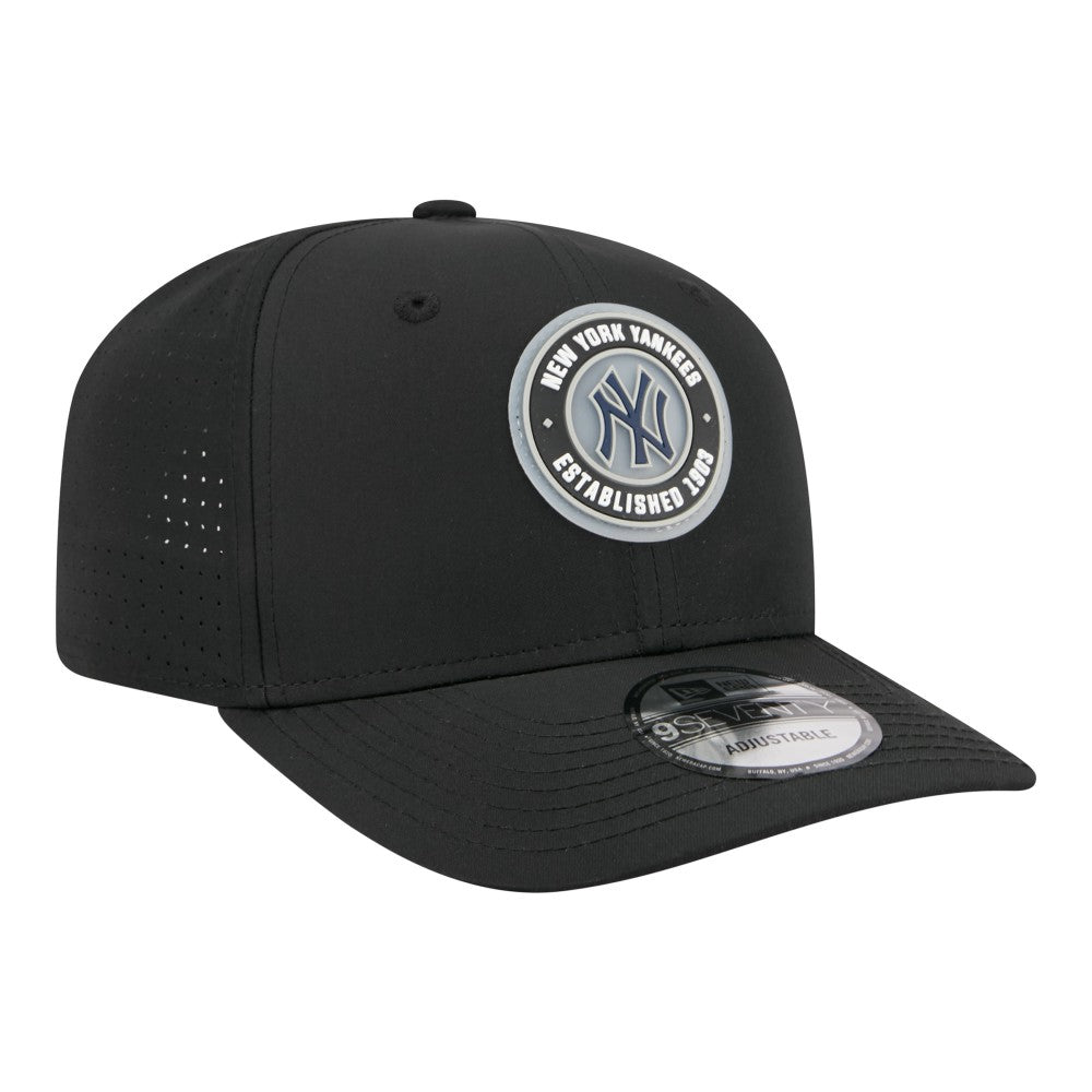 New York Yankees New Era Circle 9SEVENTY Adjustable Hat Online