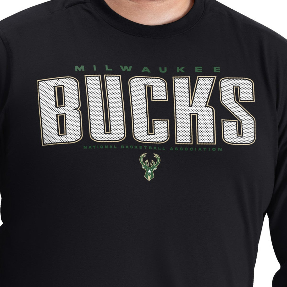 NBA - Milwaukee Bucks G-III Sports by Carl Banks Adaptive Printed Mesh Effect Long Sleeve T-Shirt - Black