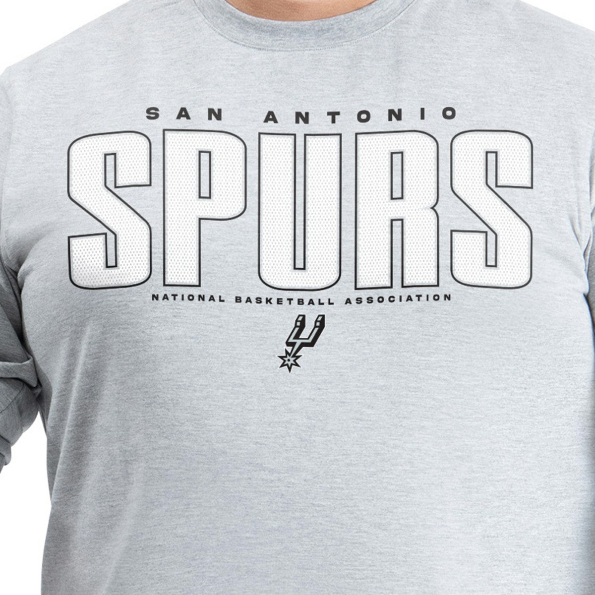 NBA - San Antonio Spurs G-III Sports by Carl Banks Adaptive Printed Mesh Effect Long Sleeve T-Shirt - Gray