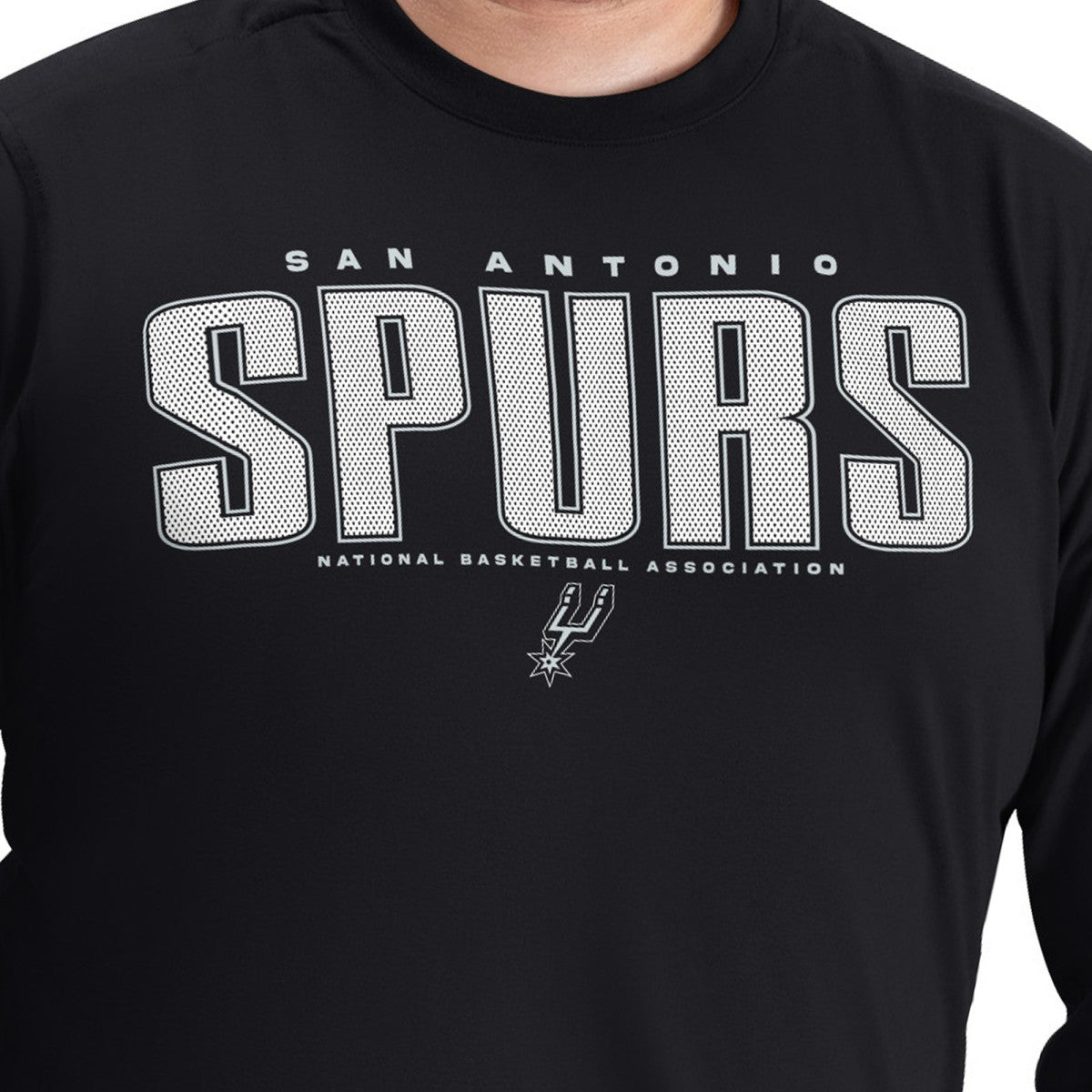 NBA - San Antonio Spurs G-III Sports by Carl Banks Adaptive Printed Mesh Effect Long Sleeve T-Shirt - Black