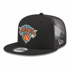 New Era - New York Knicks Core Logo Meshback 9FIFTY Snapback Hat - Black