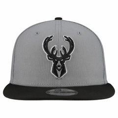 New Era - Milwaukee Bucks Core Logo Storm Gray Two-Tone 9FIFTY Snapback Hat - Gray