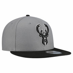 New Era - Milwaukee Bucks Core Logo Storm Gray Two-Tone 9FIFTY Snapback Hat - Gray