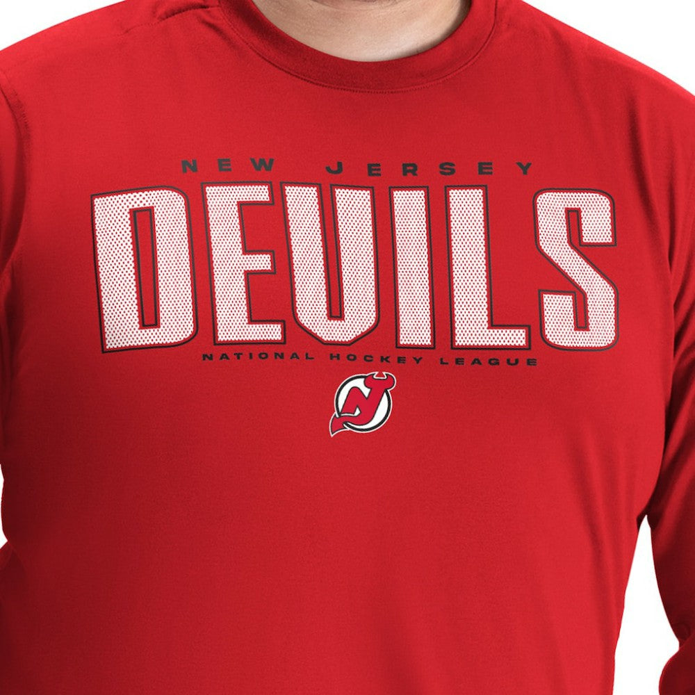 New Jersey Devils - G-III Sports by Carl Banks Adaptive Mesh Effect Long Sleeve T-Shirt Red