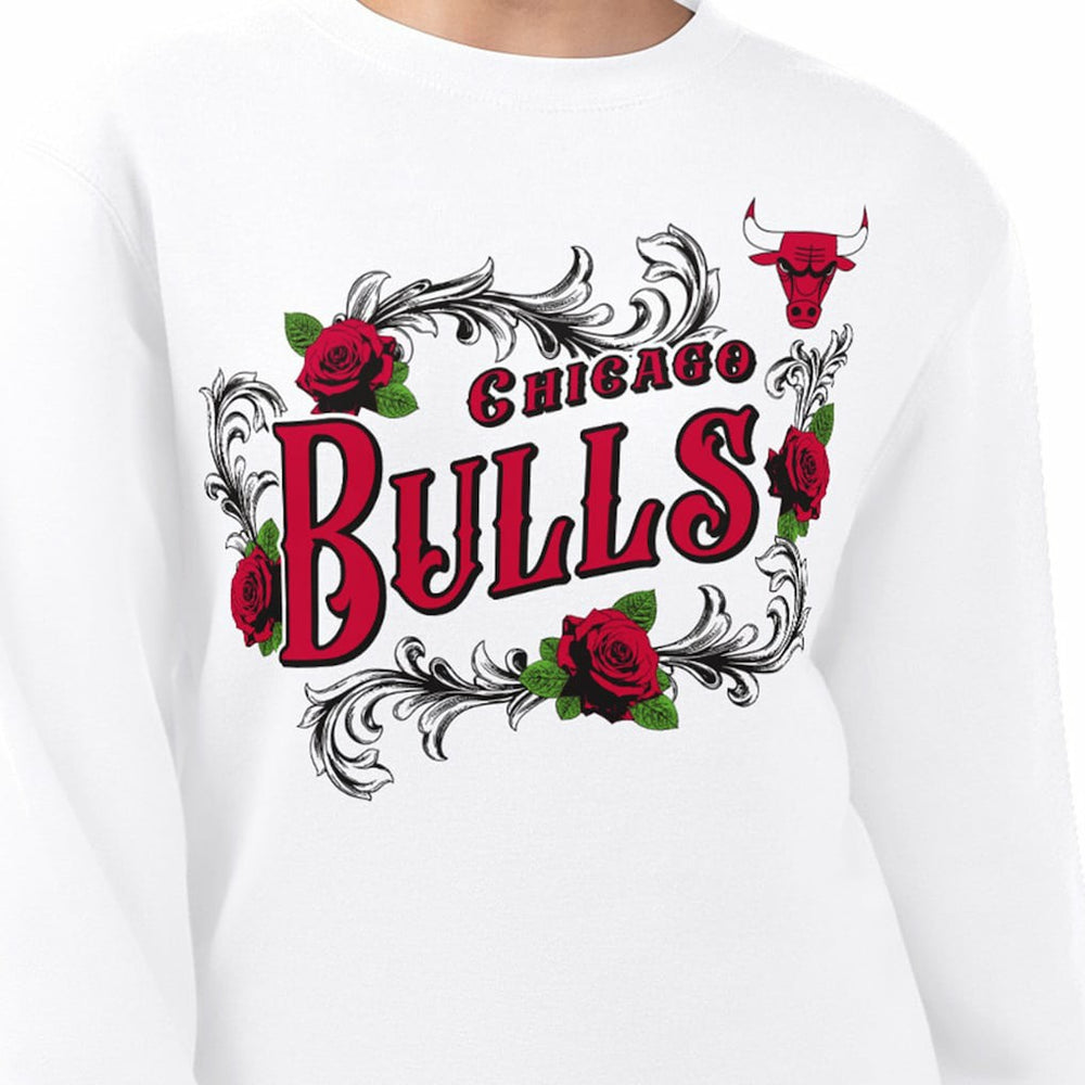 NBA - Chicago Bulls G-III 4Her by Carl Banks Women's Roses Fleece Tri-Blend Sweatshirt - White