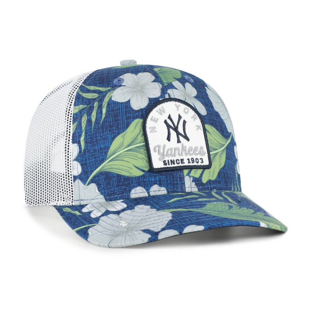 New York Yankees '47 Beachside Adjustable Trucker Hat Lifestyle