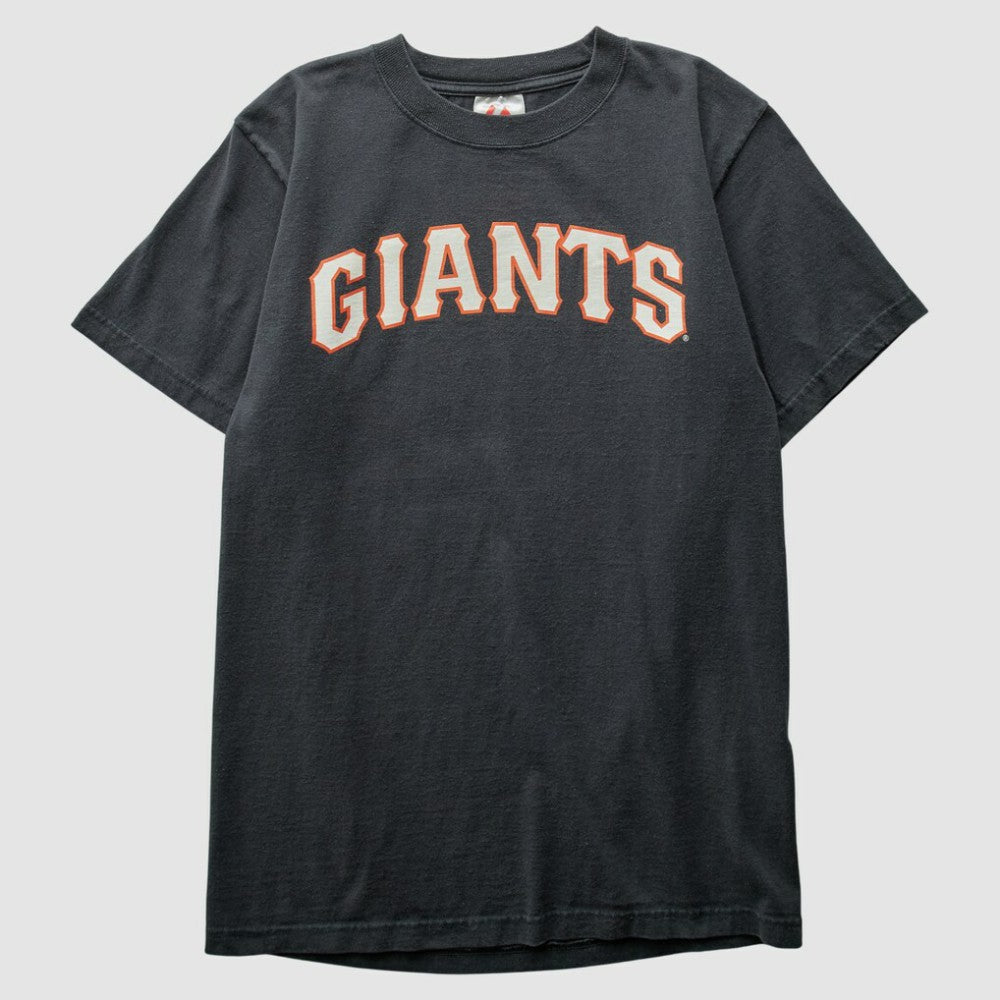 San Francisco Giants Majestic 2000s T-Shirt Lifestyle