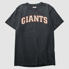 San Francisco Giants Majestic 2000s T-Shirt Lifestyle