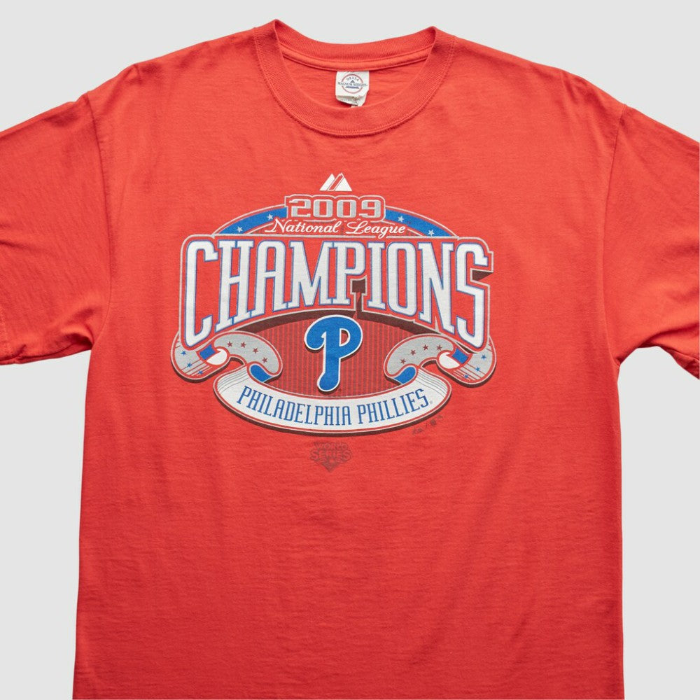 Philadelphia Phillies Majestic 2009 T-Shirt Lifestyle