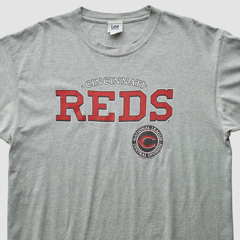 Cincinnati Reds Lee Apparel 2006 T-Shirt On Sale