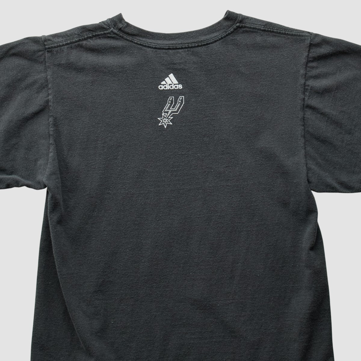 Adidas - San Antonio Spurs 2000s T-Shirt - Black Vintage