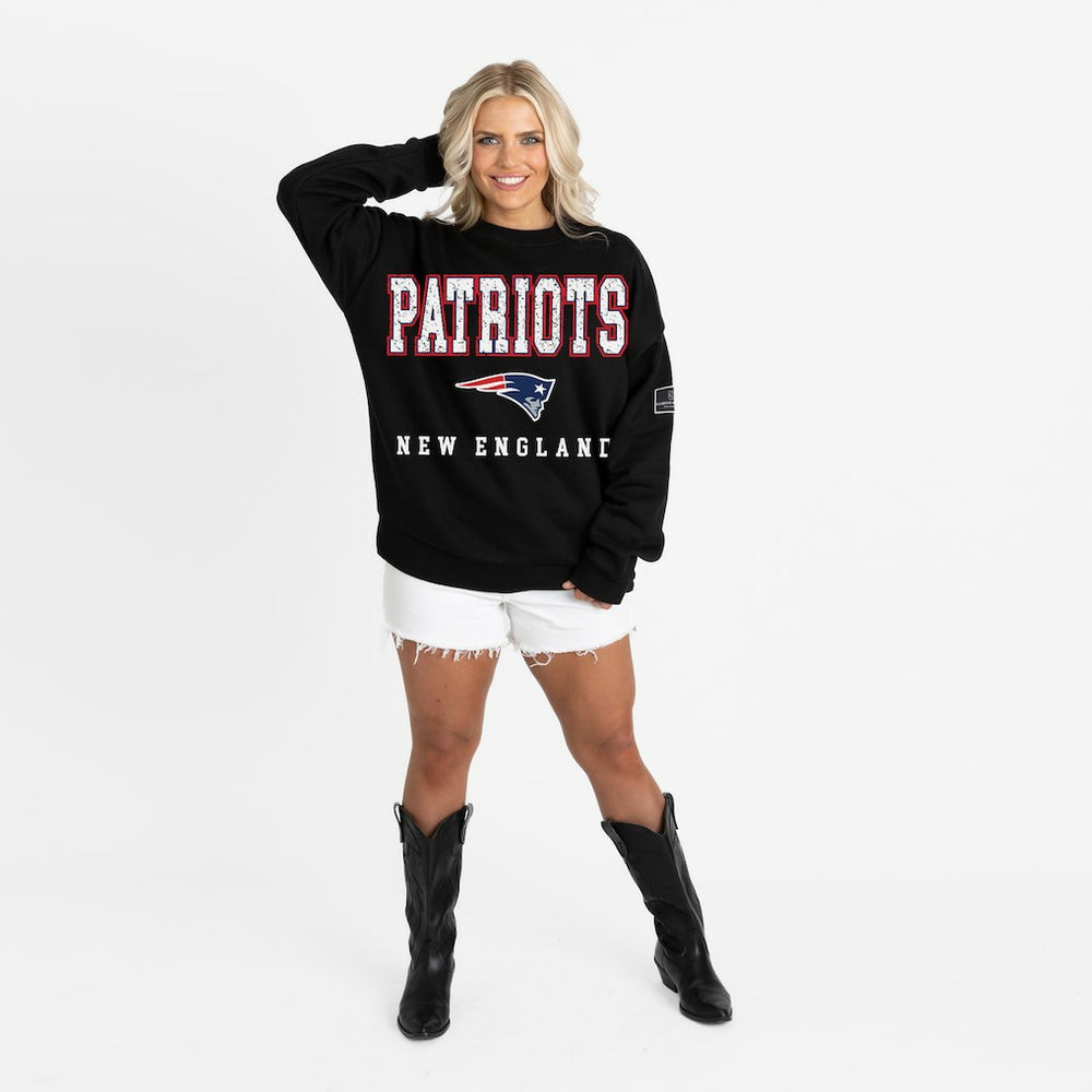 New England Patriots Gameday Couture Women's Oversized Level Up Black Label Premium Fleece Sweatshirt Black - NFL