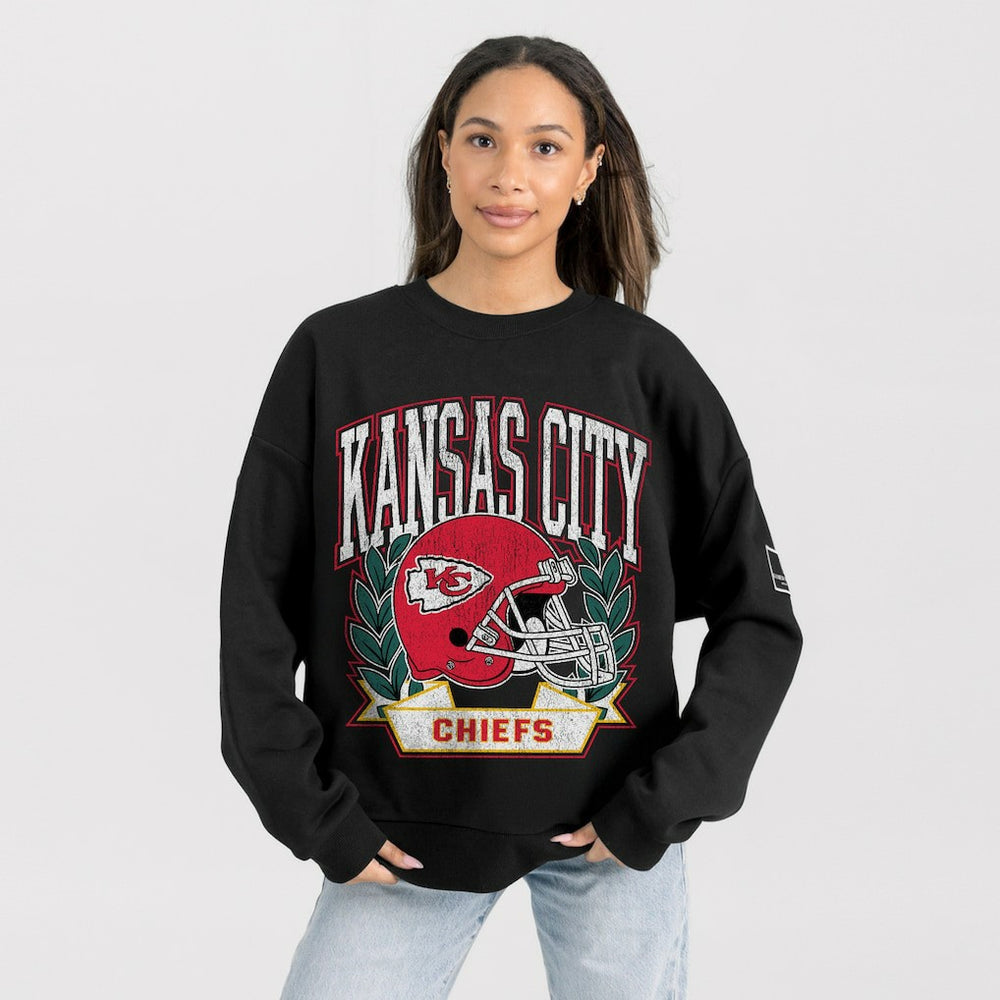 Kansas City Chiefs Gameday Couture Women's Oversized Victory Lane Black Label Premium Fleece Sweatshirt Black - NFL