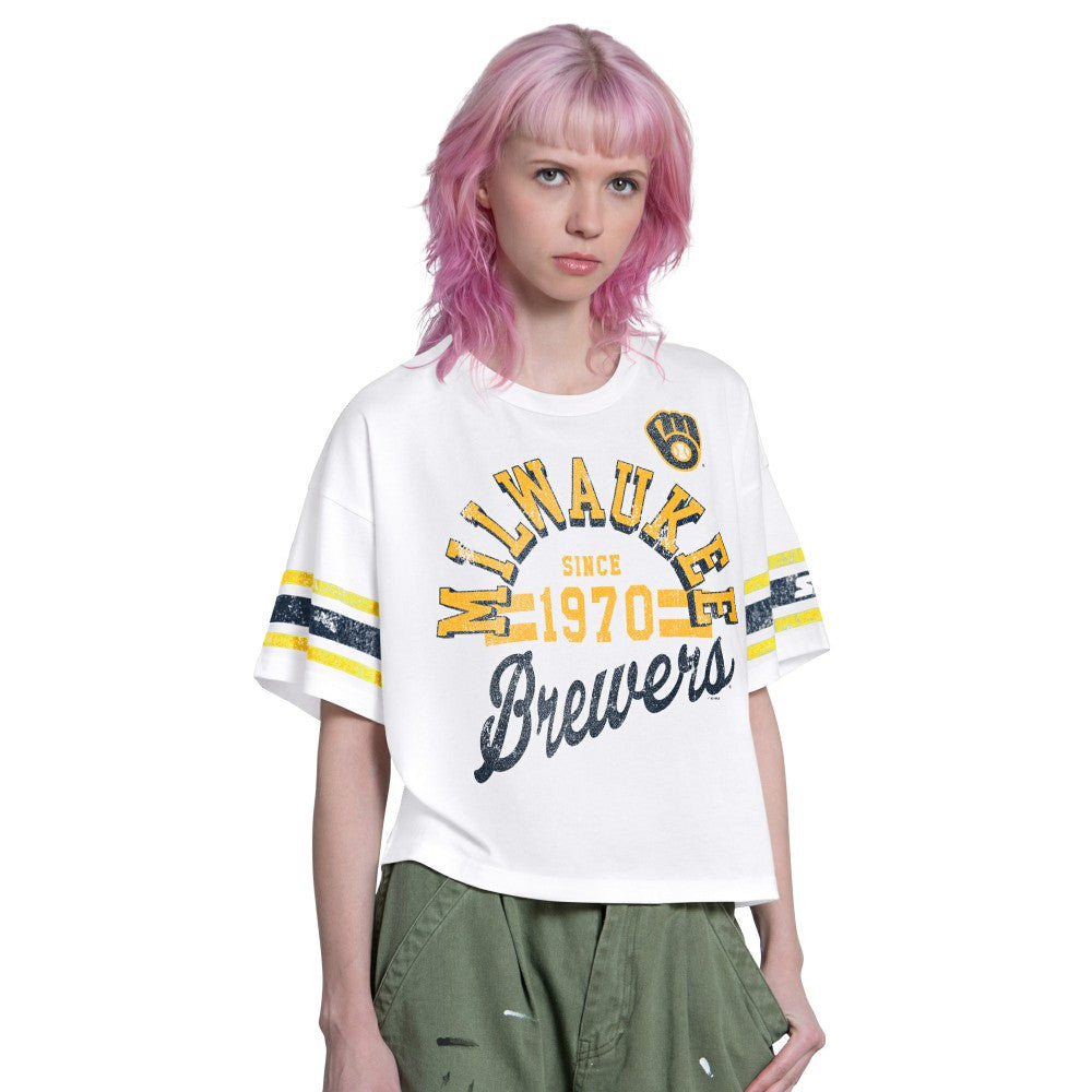 Milwaukee Brewers Starter Women's Cropped Hurry Up Offense T-Shirt Lifestyle