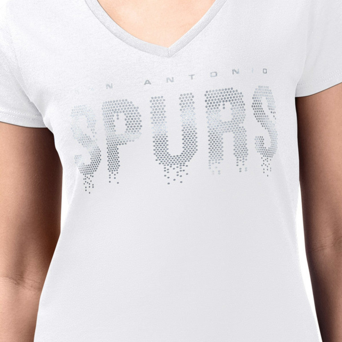 NBA - San Antonio Spurs G-III 4Her by Carl Banks Women's Super-Slim-Fit Metallic Drop Lightweight V-Neck T-Shirt - White