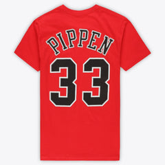 Mitchell & Ness - Scottie Pippen Chicago Bulls Unisex Hardwood Classics Name & Number T-Shirt - Red