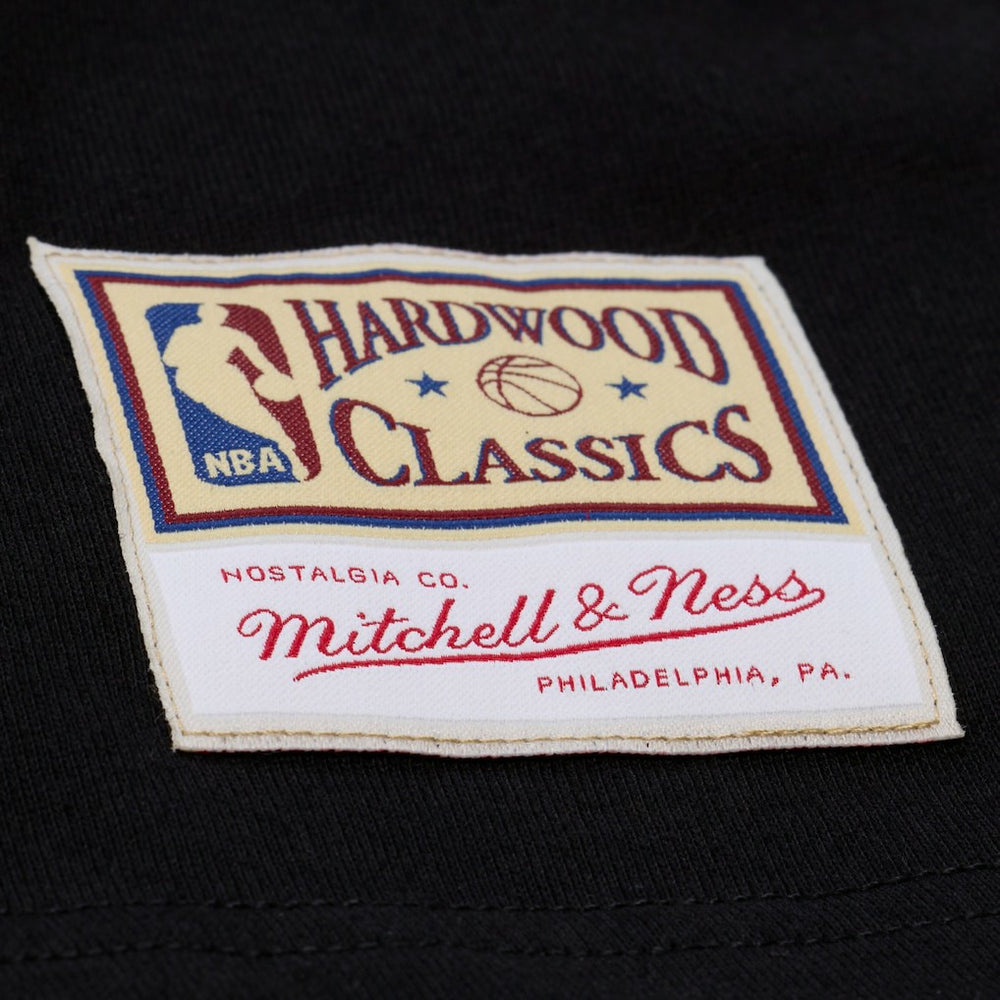 Mitchell & Ness - Dallas Mavericks Hardwood Classics Nights Playmaker T-Shirt - Black