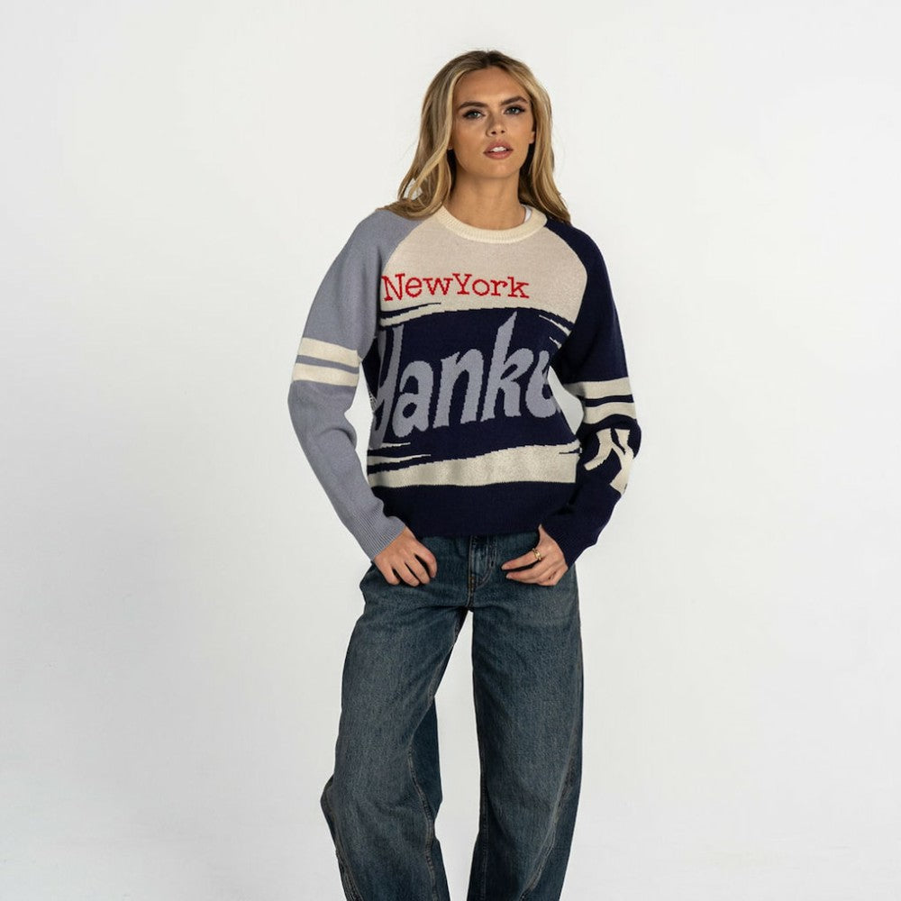 New York Yankees The Wild Collective Women's Boxy Jacquard Sweater Lifestyle