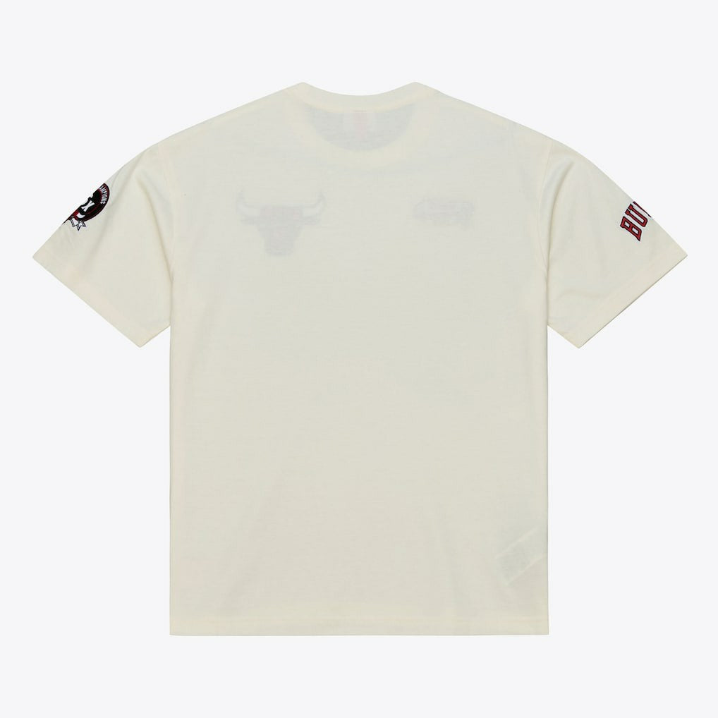 Mitchell & Ness - Chicago Bulls Hardwood Classics Chainstitch Premium T-Shirt - Cream