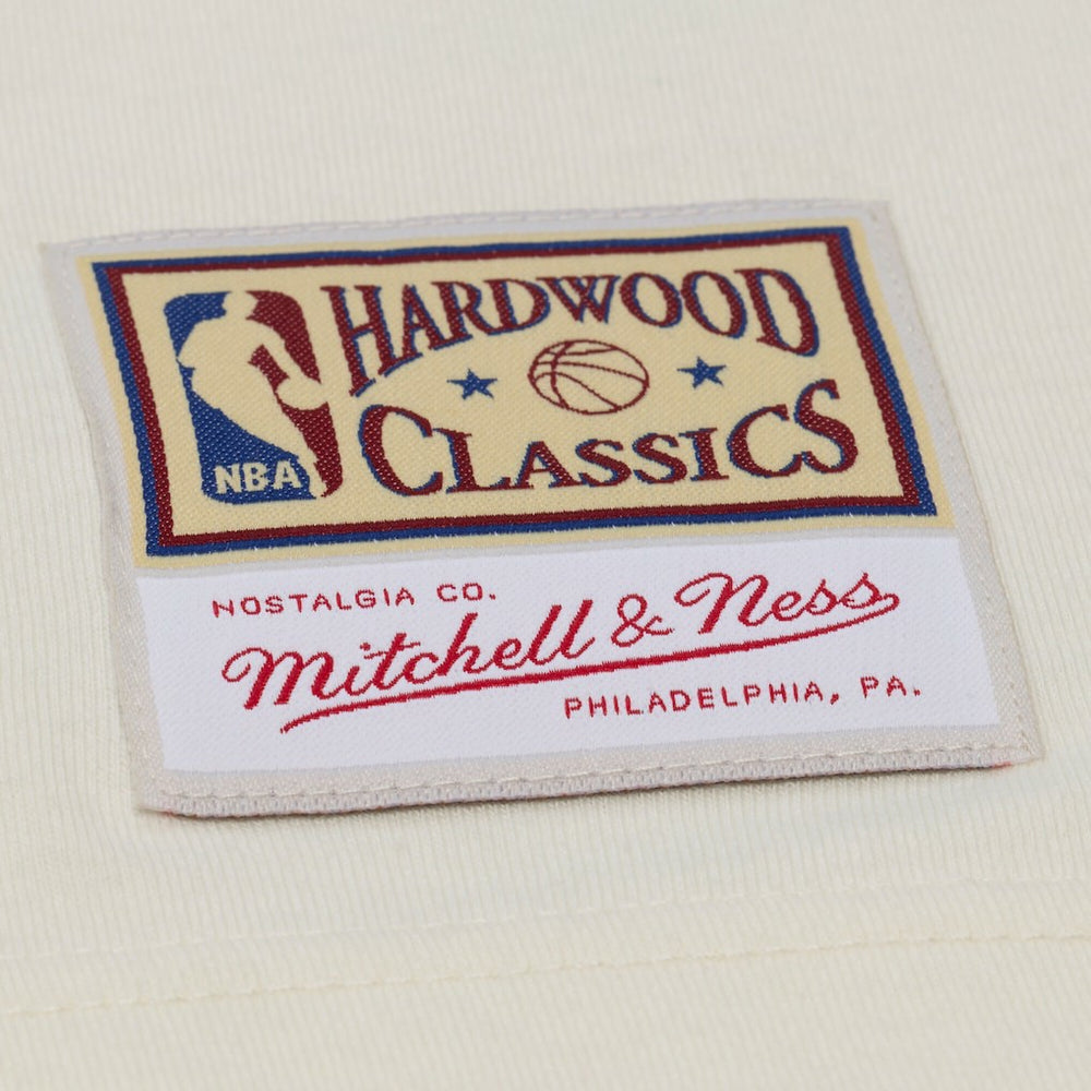 Mitchell & Ness - Memphis Grizzlies Hardwood Classics Chainstitch Premium T-Shirt - Cream
