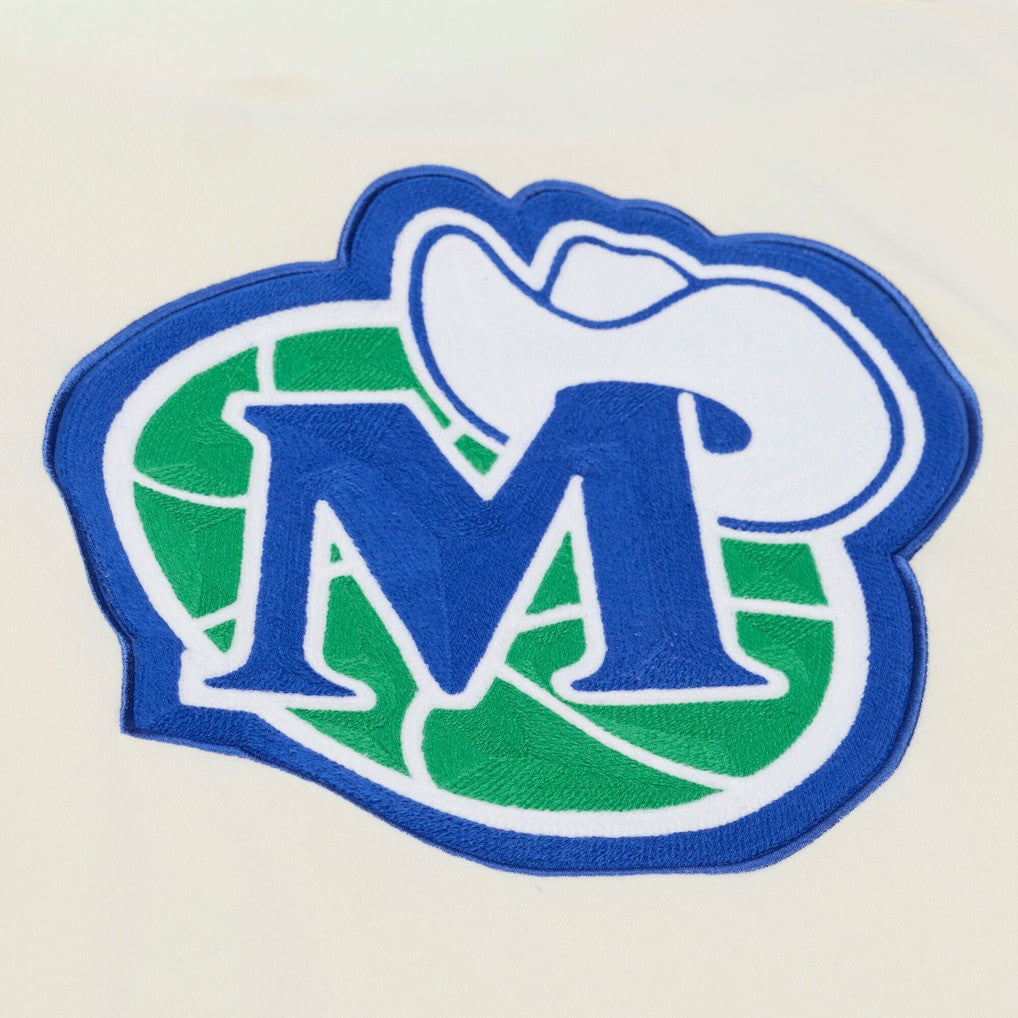 Mitchell & Ness - Dallas Mavericks Hardwood Classics Chainstitch Premium Fleece Hoodie - Cream