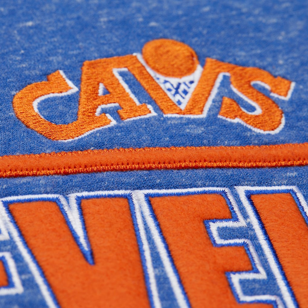 Mitchell & Ness - Cleveland Cavaliers Throw It Back Fleece Sweatshirt - Royal