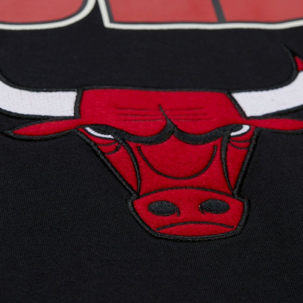 Mitchell & Ness - Chicago Bulls Hardwood Classics Throw It Back Premium T-Shirt - Black