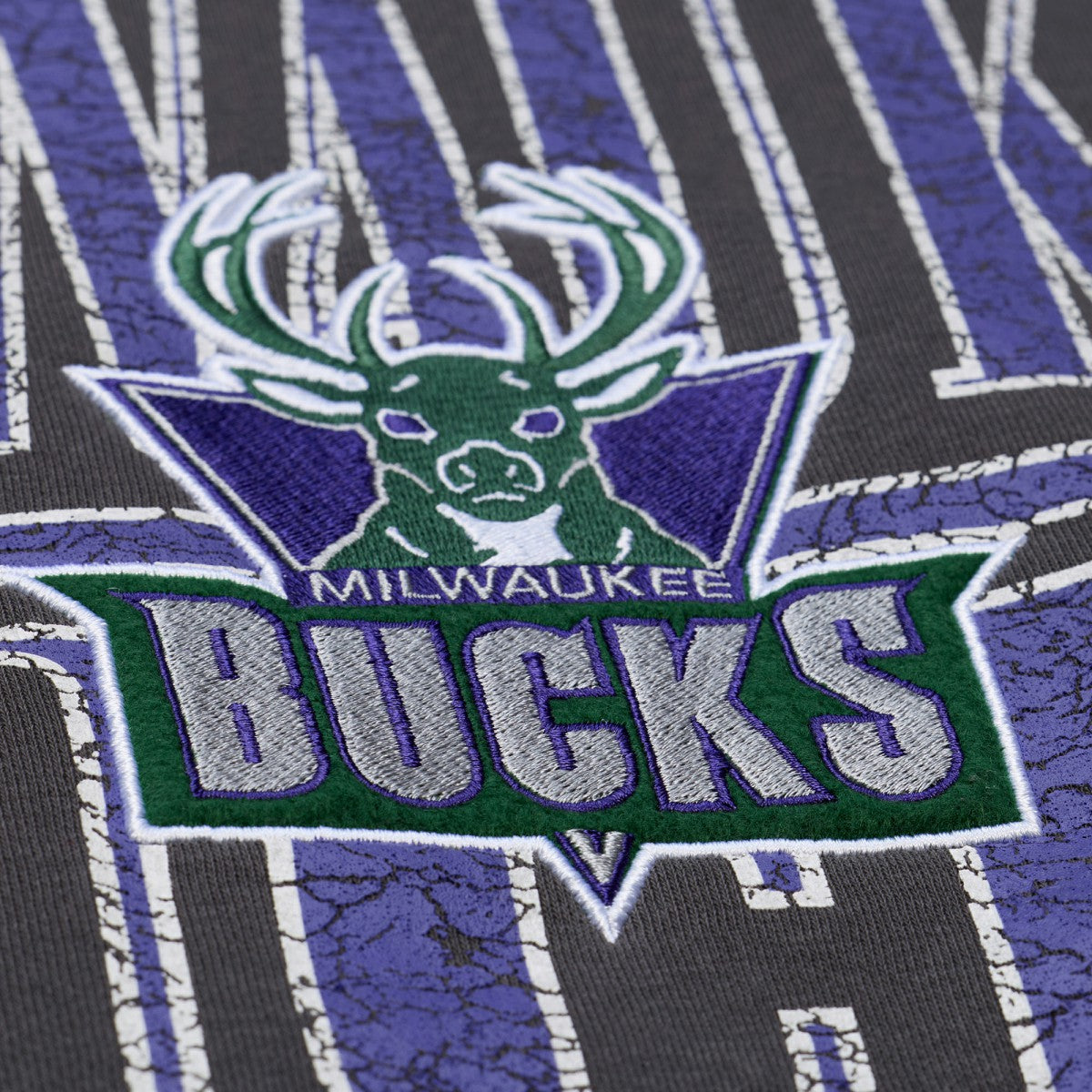 Mitchell & Ness - Milwaukee Bucks NBA Downtown Collection Fleece Sweatshirt - Black