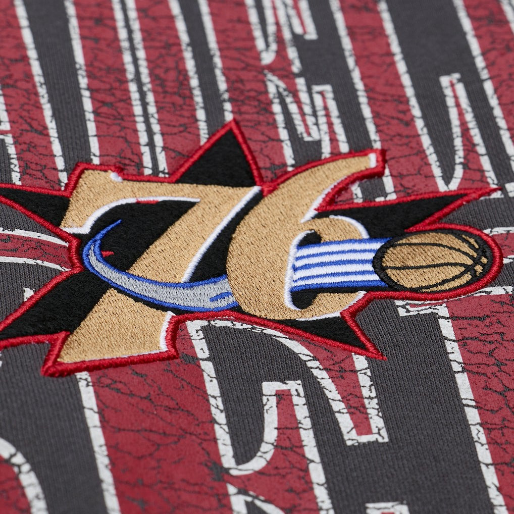 Mitchell & Ness - Philadelphia 76ers NBA Downtown Collection Fleece Sweatshirt - Black