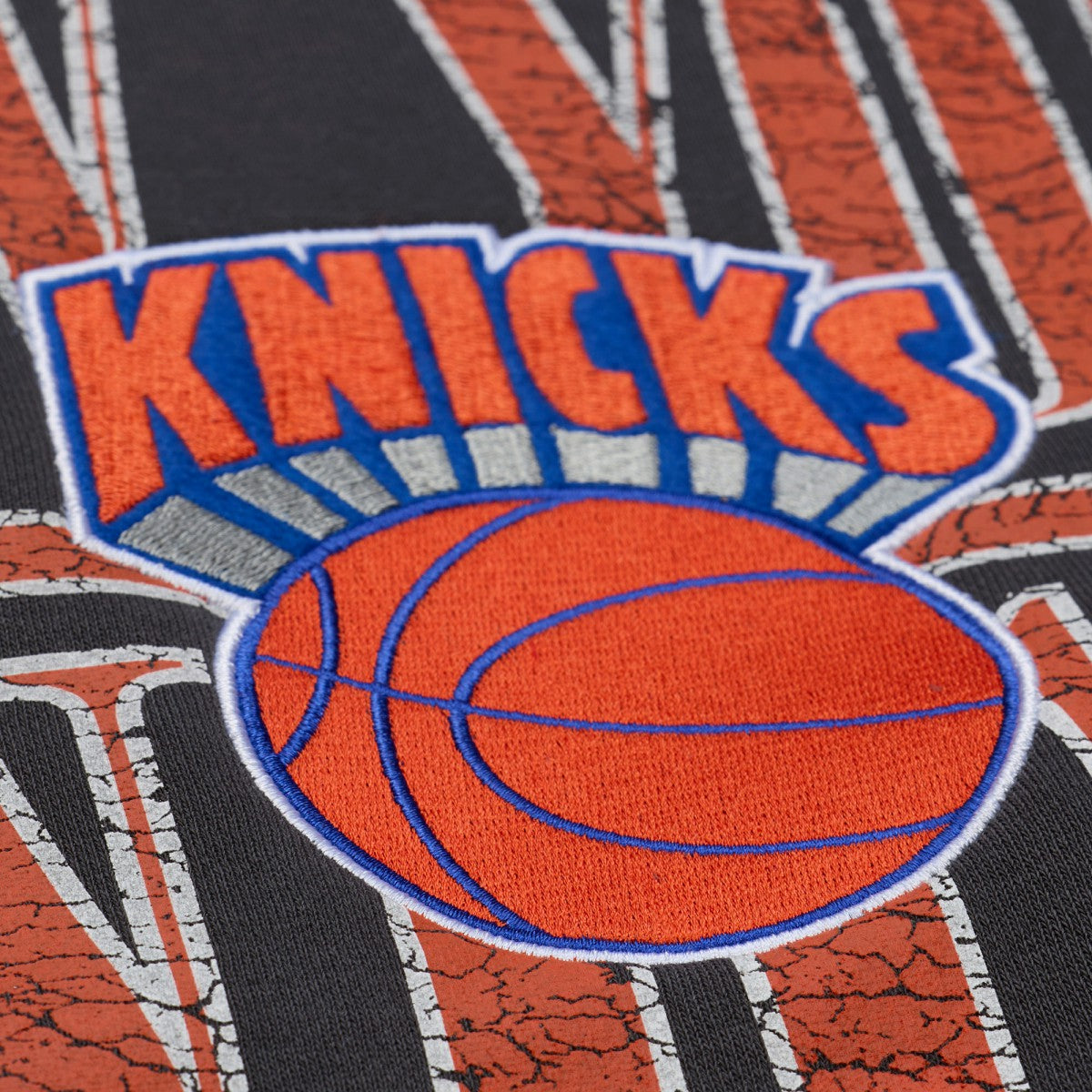 Mitchell & Ness - New York Knicks NBA Downtown Collection Fleece Sweatshirt - Black