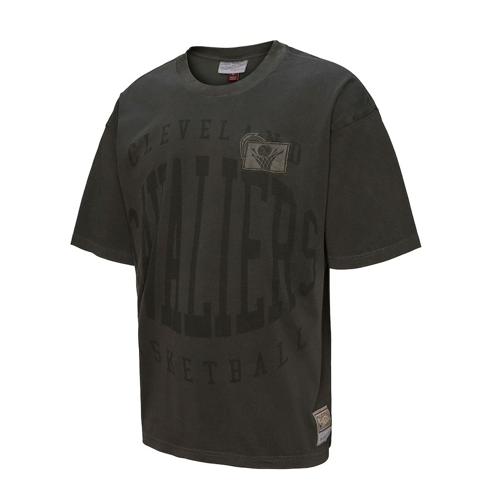 Mitchell & Ness - Cleveland Cavaliers Downtown Collection Premium T-Shirt - Black