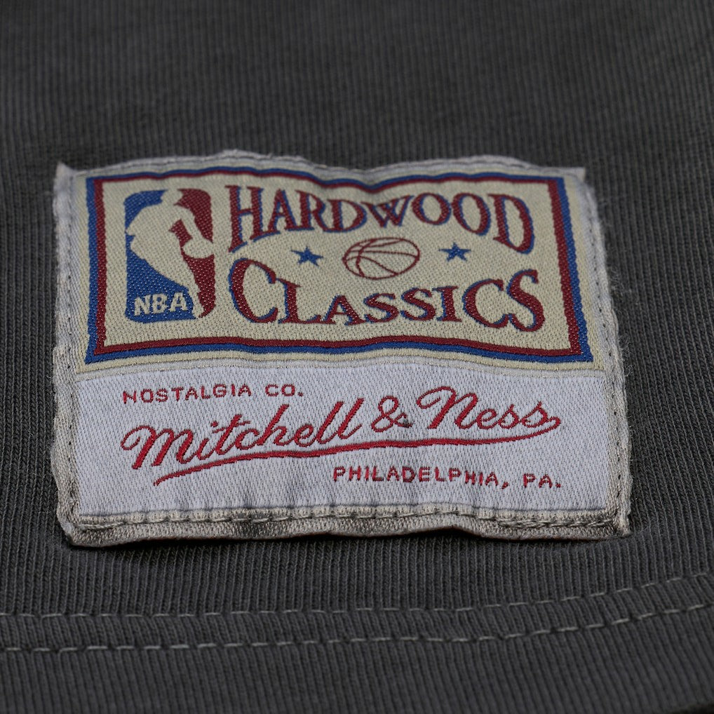 Mitchell & Ness - Charlotte Hornets Downtown Collection Premium T-Shirt - Black