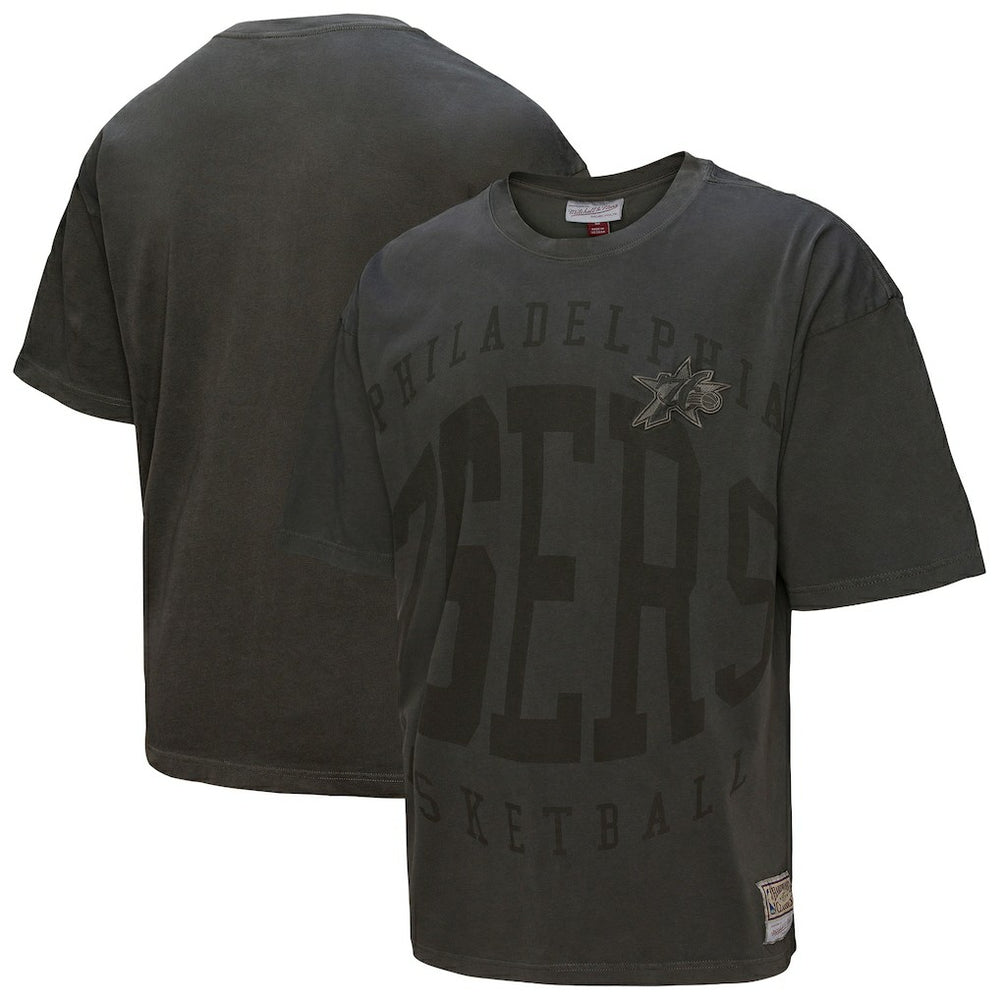 Mitchell & Ness - Philadelphia 76ers Downtown Collection Premium T-Shirt - Black