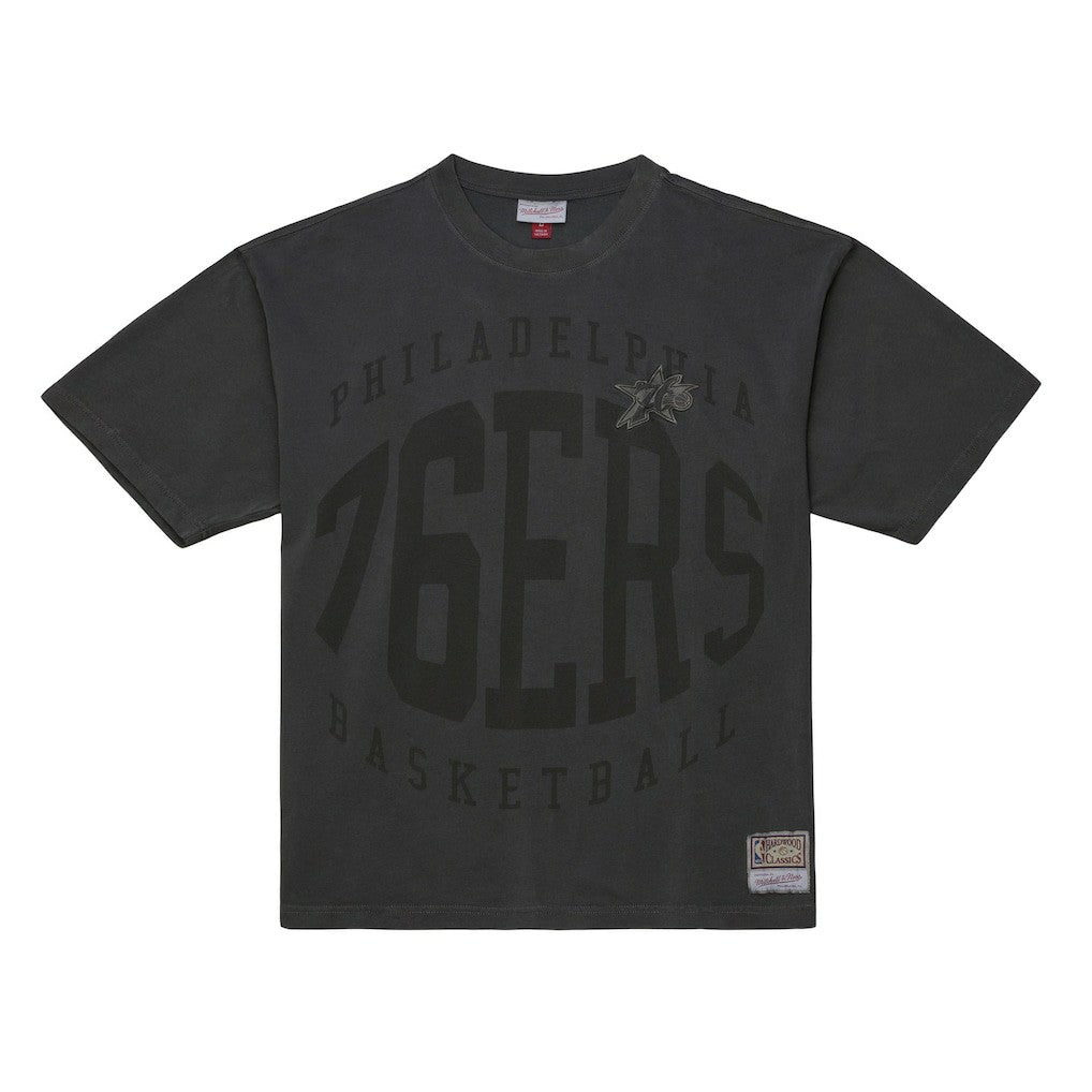 Mitchell & Ness - Philadelphia 76ers Downtown Collection Premium T-Shirt - Black