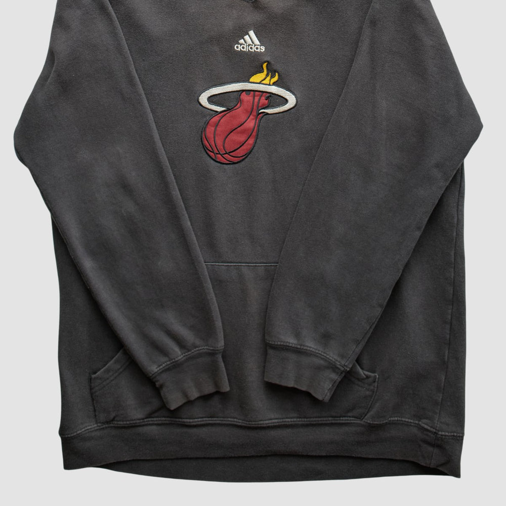 Adidas - Miami Heat 2000s Pullover Sweatshirt - Charcoal Vintage