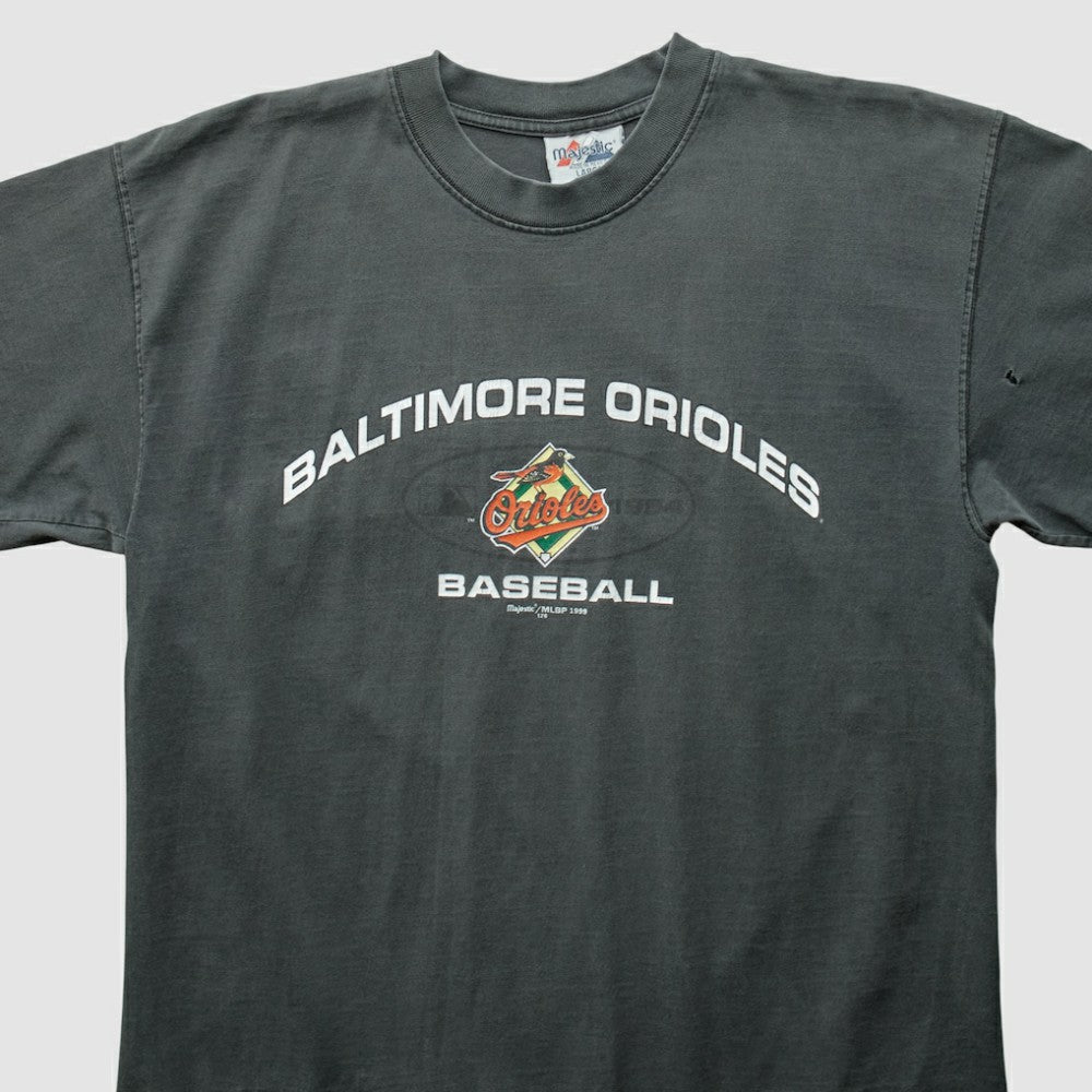 Baltimore Orioles Majestic 1999 T-Shirt discount
