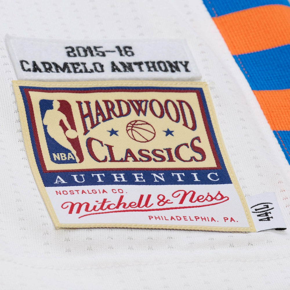 Mitchell & Ness - Carmelo Anthony New York Knicks 2015-16 Hardwood Classics Authentic Jersey - White