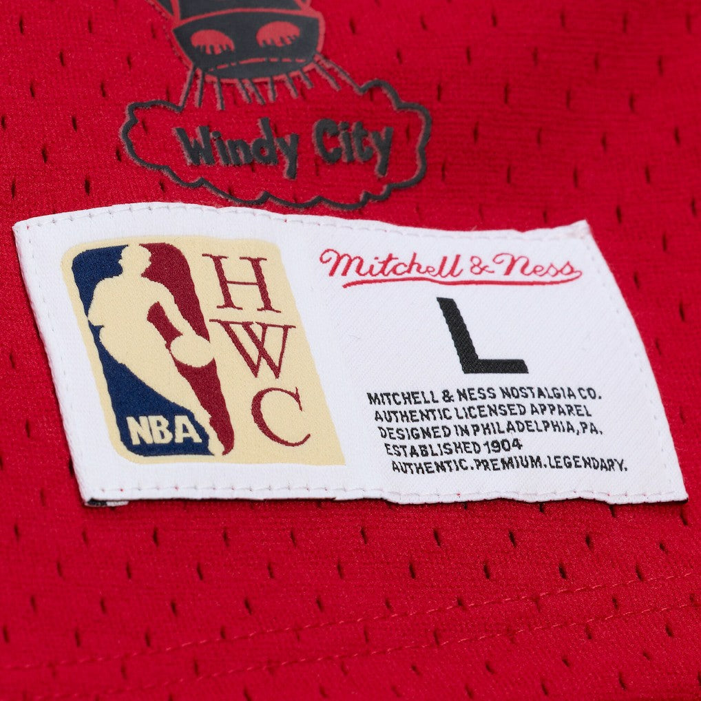 Mitchell & Ness - Scottie Pippen Chicago Bulls Mesh Name & Number Short Sleeve Hoodie - Red