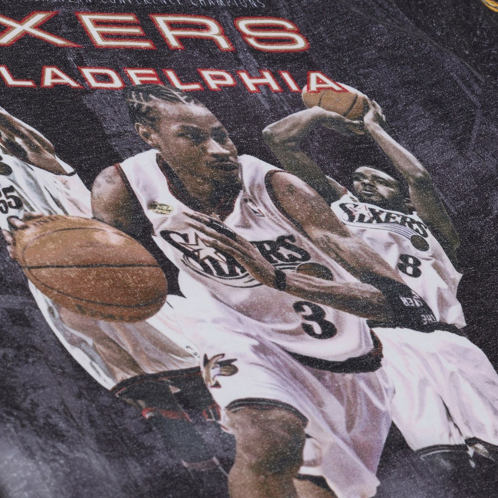 Mitchell & Ness - Philadelphia 76ers Hardwood Classics Originals Collection 2000-2001 Team Roster T-Shirt - Black
